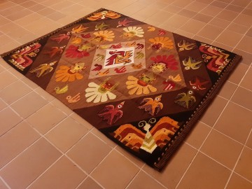 peruvian carpet