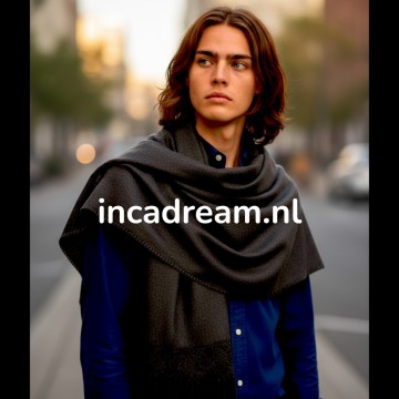 Alpaca sjaal 5 photoroom