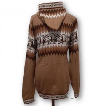 Beige alpaca pullover