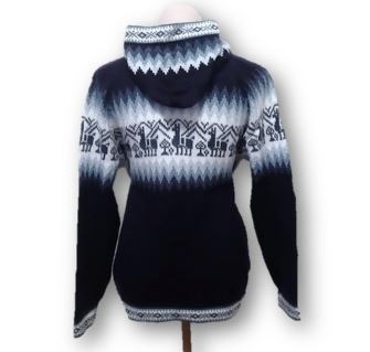 Dark blua alpaca pullover