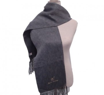 Donker grijs alpaca sjaal