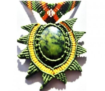 Labradoriet gemstone necklace