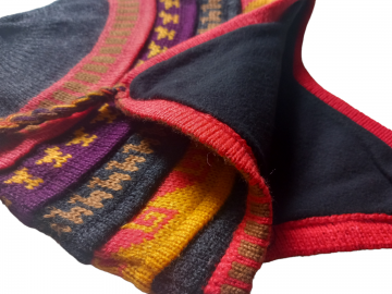 Muts met oorflappen 22