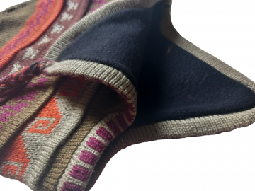 Muts met oorflappen 25