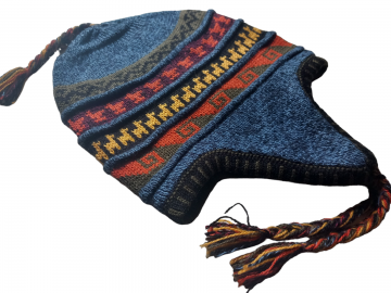 Muts met oorflappen 35