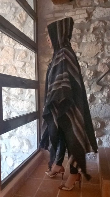 Poncho  73