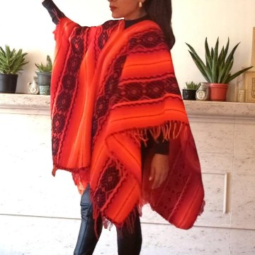 Poncho 4 photoroom 1