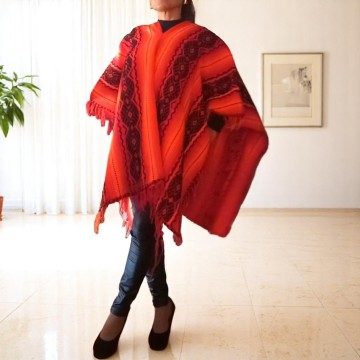 Poncho 8 photoroom 1