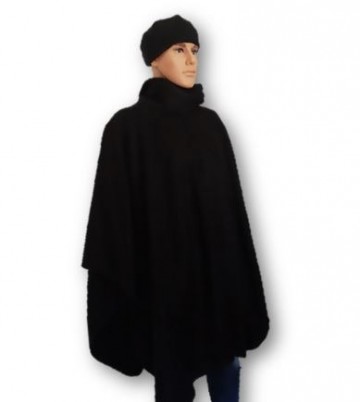 Zwarte alpaca poncho 0