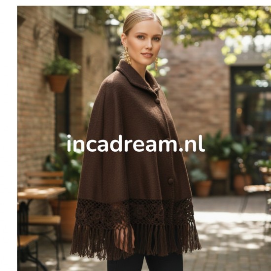 Alpaca cape 21