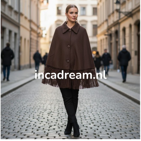 Alpaca cape 28