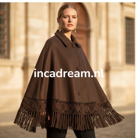 Alpaca cape 29
