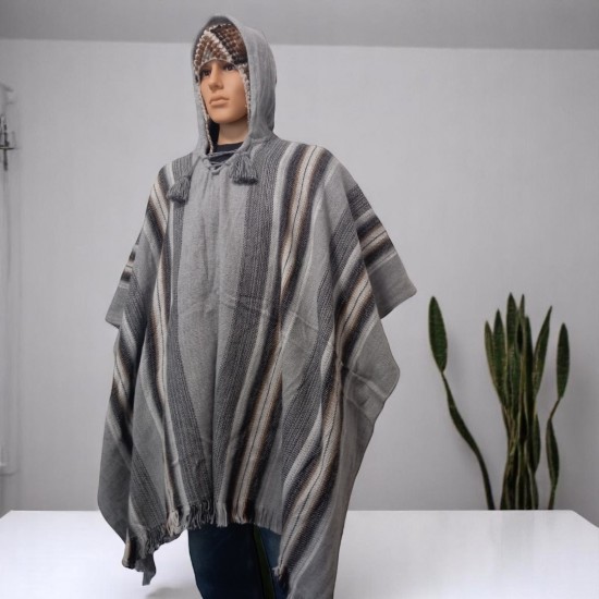 Alpaca poncho 16