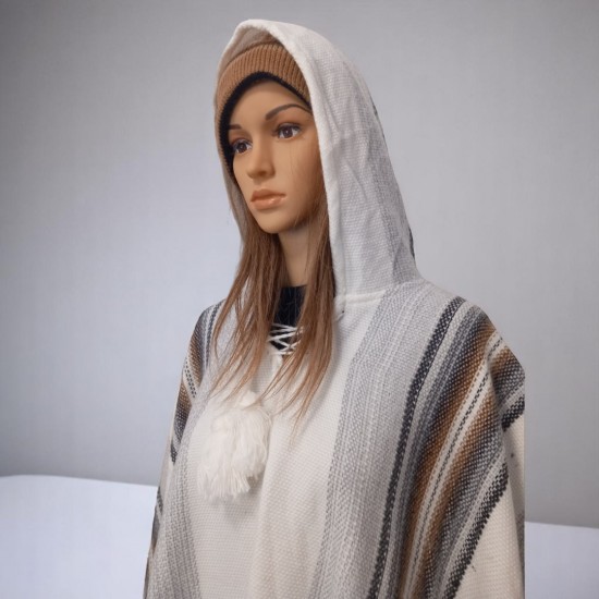 Alpaca poncho 33