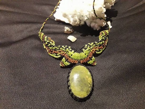 Ethnic necklase serpentine