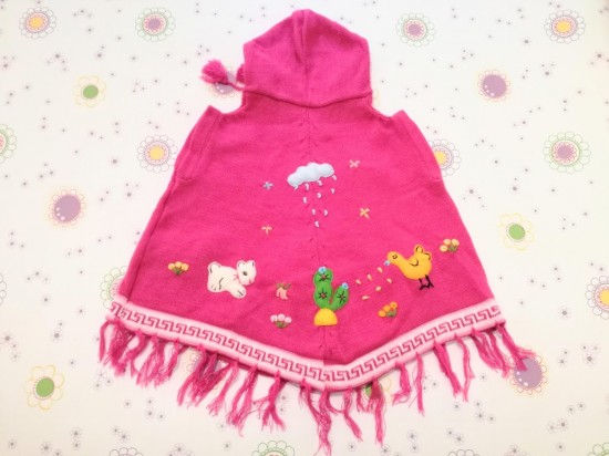 Gebreide meisje poncho fuchsia 3