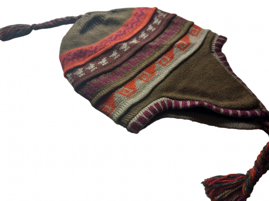 Muts met oorflappen 26