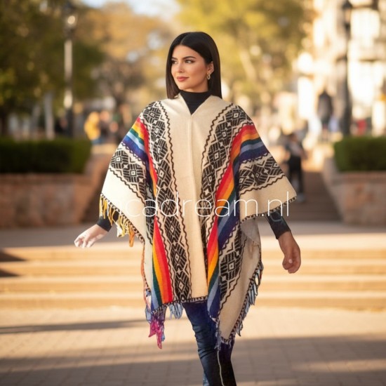 Peru poncho 14