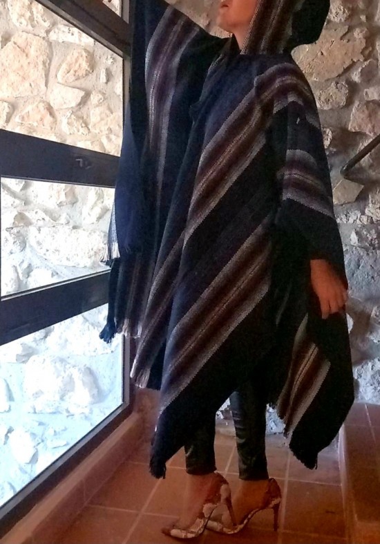 Poncho  17