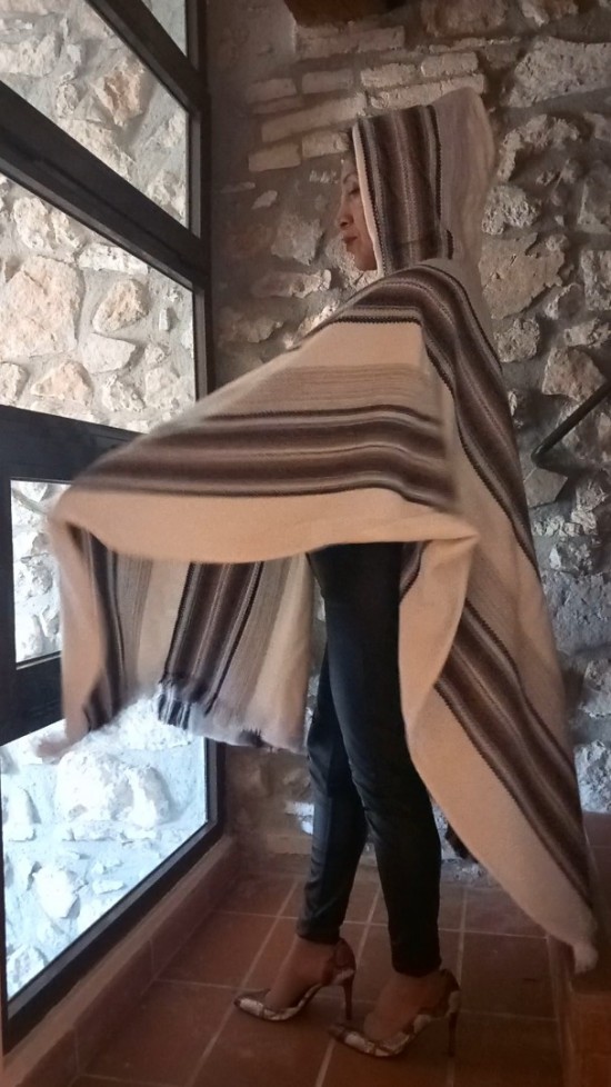 Poncho  34