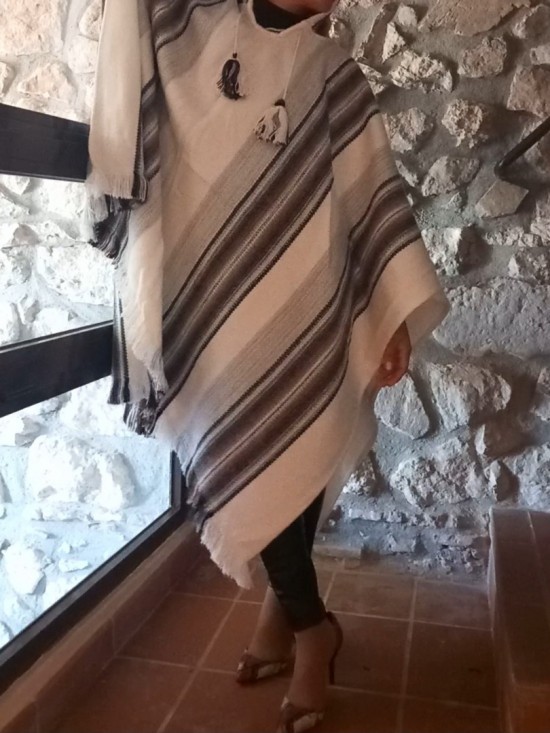 Poncho  35