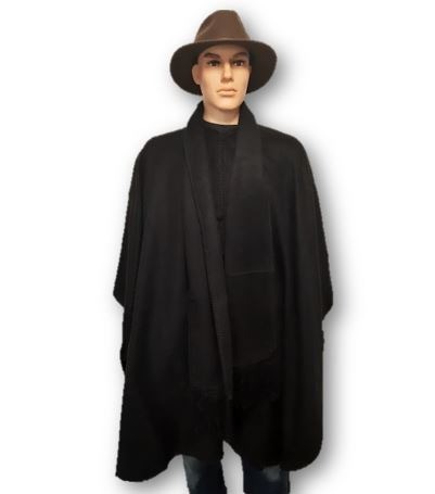 Zwarte alpaca cape 1