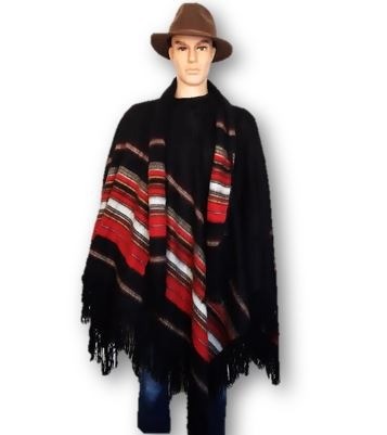 Zwarte alpaca poncho