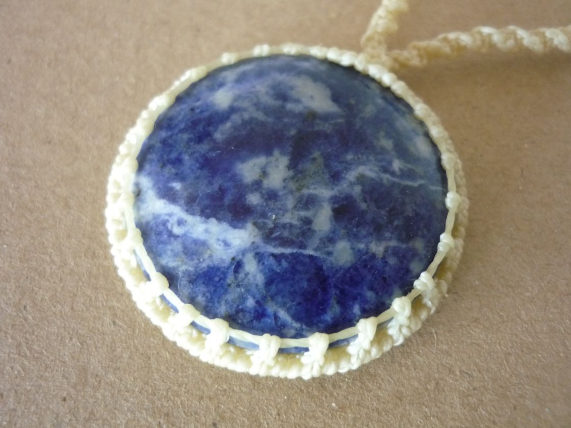 macrame men sodalite hanger