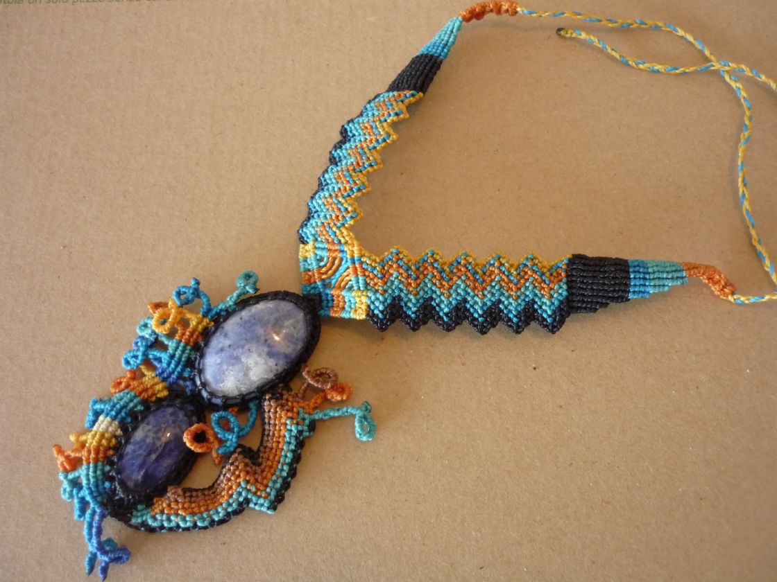 sodaliet ketting