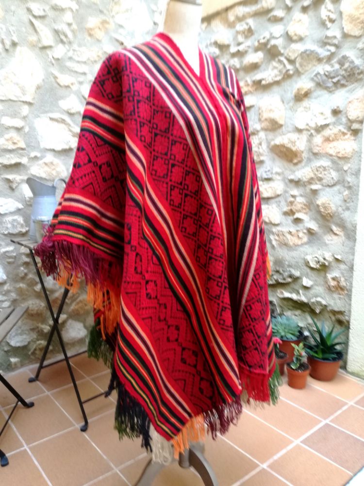 peru poncho